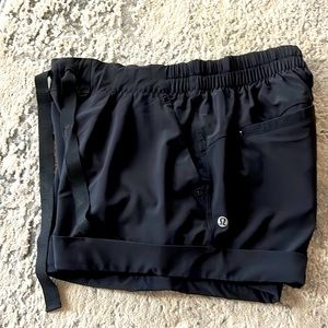 Lululemon Womens Spring Break Away II Athletic Shorts Size 10